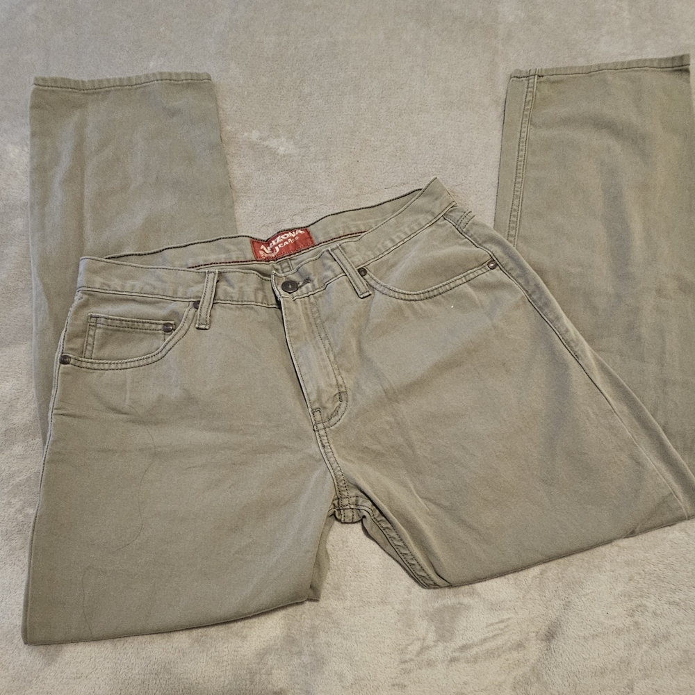 Arizona Jeans Mens 33x30 Slim Fit Straight Leg Light Wash Denim OLIVE